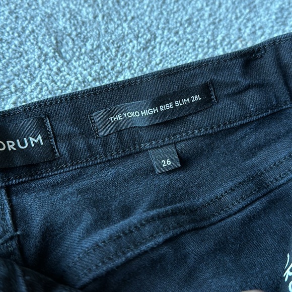 Denim Forum Yoko High Rise Slim Jean 28L - Picture 3 of 4